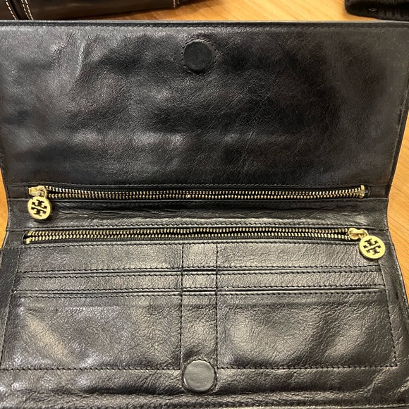 Tory Burch Long Black Wallet Clutch - Picture 4 of 5